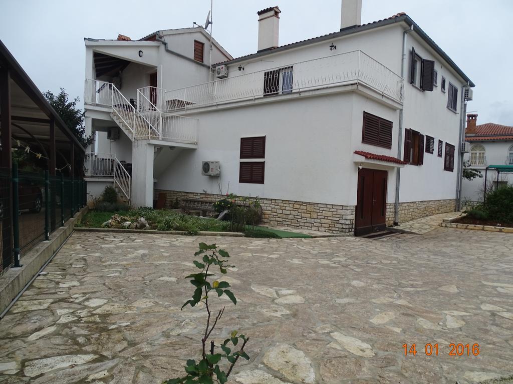 Guest House Ab Adria Home Rovigno Esterno foto